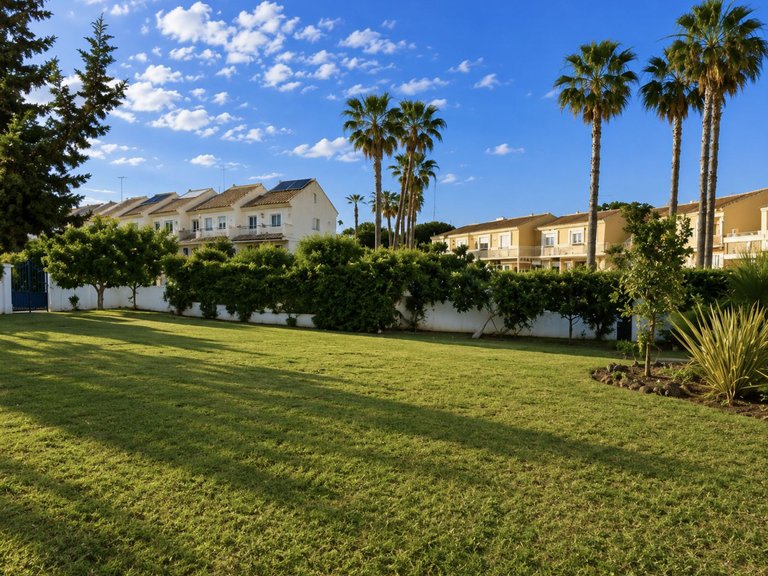 Plot for Sale in La Duquesa, Malaga 9