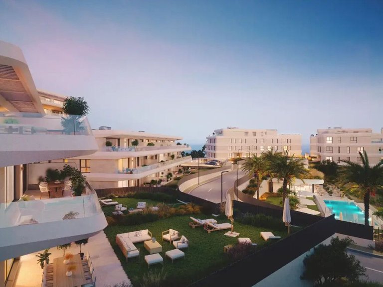 Apartment for Sale in Costa del Sol New Golden Mile, Malaga 6