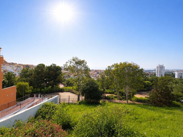 Villa for Sale in Arroyo De La Miel, Malaga 2