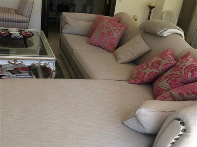 Villa for Sale in Puerto Banús, Malaga 11