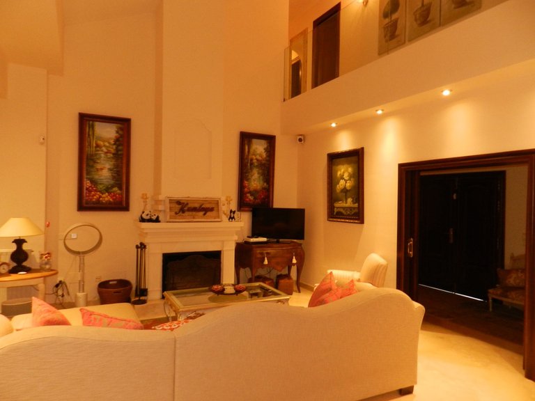 Villa for Sale in Puerto Banús, Malaga 13