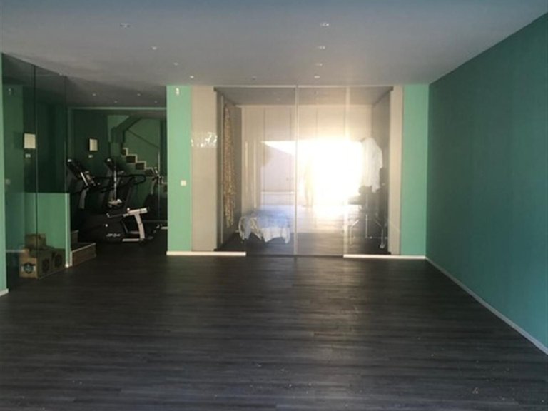 Villa for Sale in Puerto Banús, Malaga 29
