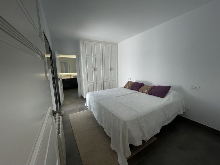 Villa for Sale in San Pedro De Alcántara, Malaga 32