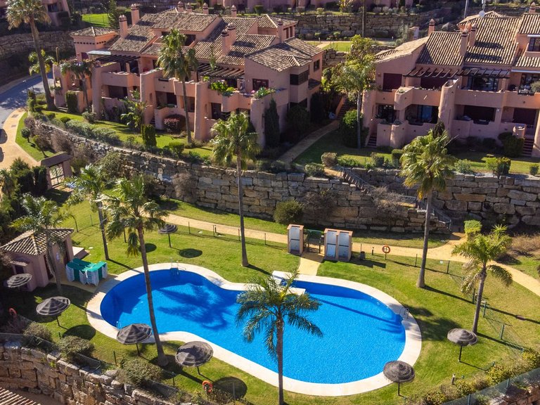 Apartment for Sale in La Mairena, Malaga 11
