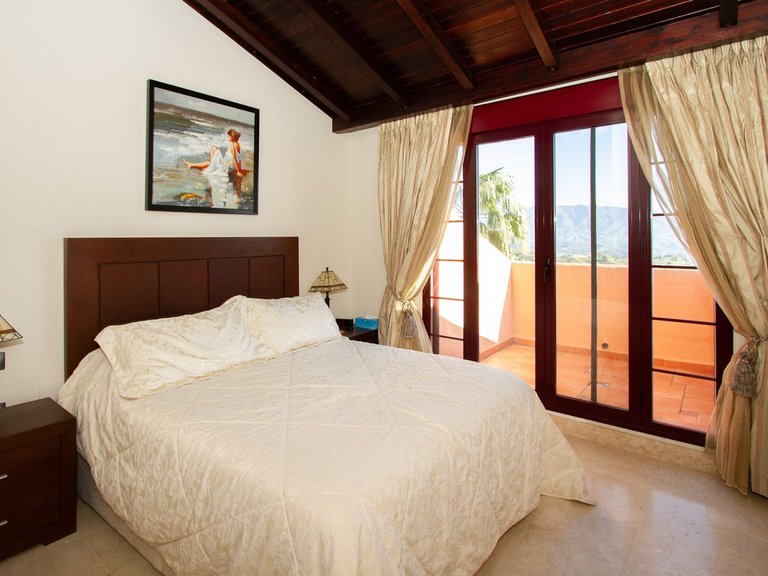 Apartment for Sale in La Mairena, Malaga 14