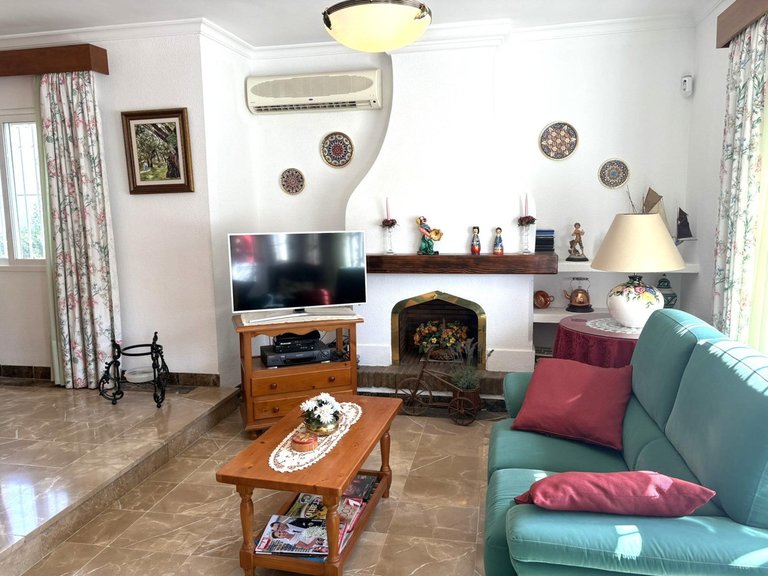 Villa for Sale in Alhaurín De La Torre, Malaga 12