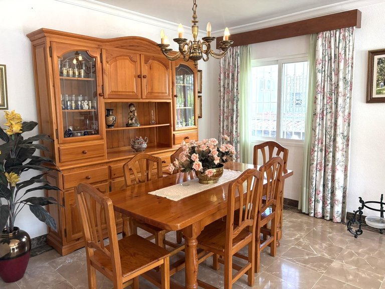 Villa for Sale in Alhaurín De La Torre, Malaga 13