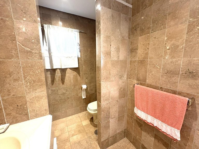 Villa for Sale in Alhaurín De La Torre, Malaga 28