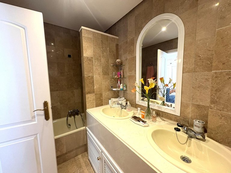 Villa for Sale in Alhaurín De La Torre, Malaga 29