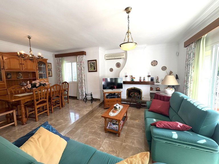 Villa for Sale in Alhaurín De La Torre, Malaga 3