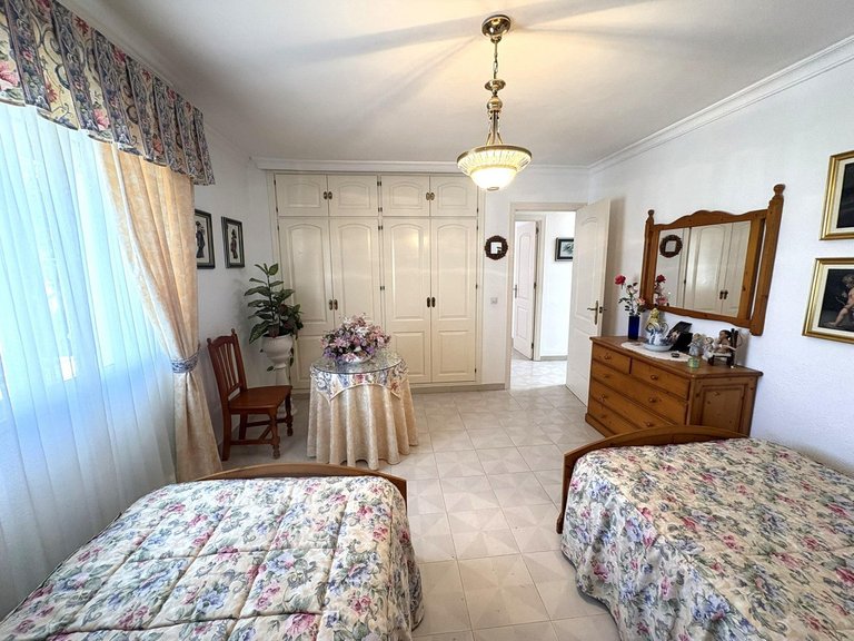 Villa for Sale in Alhaurín De La Torre, Malaga 40