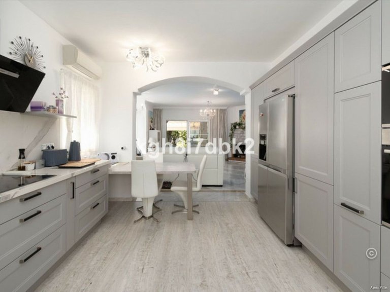 Villa for Sale in Estepona, Malaga 14