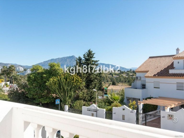 Villa for Sale in Estepona, Malaga 21