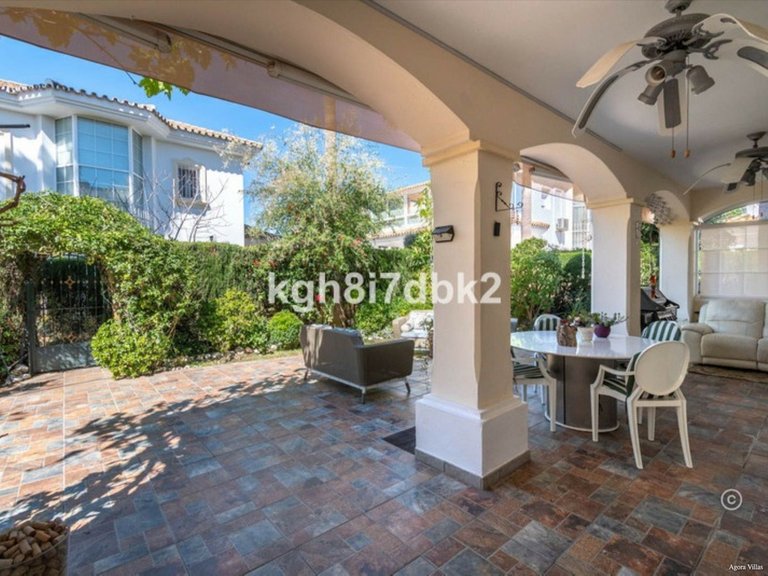 Villa for Sale in Estepona, Malaga 7