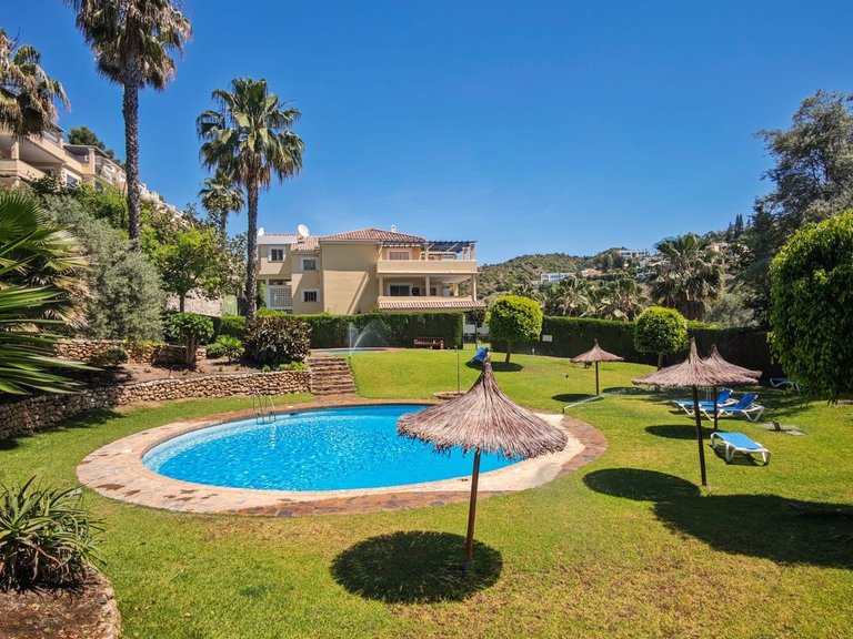 Apartment for Sale in Benahavís, Malaga 17