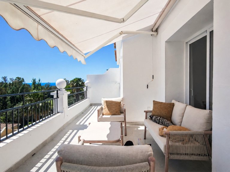 Apartment for Sale in Benahavís, Malaga 31