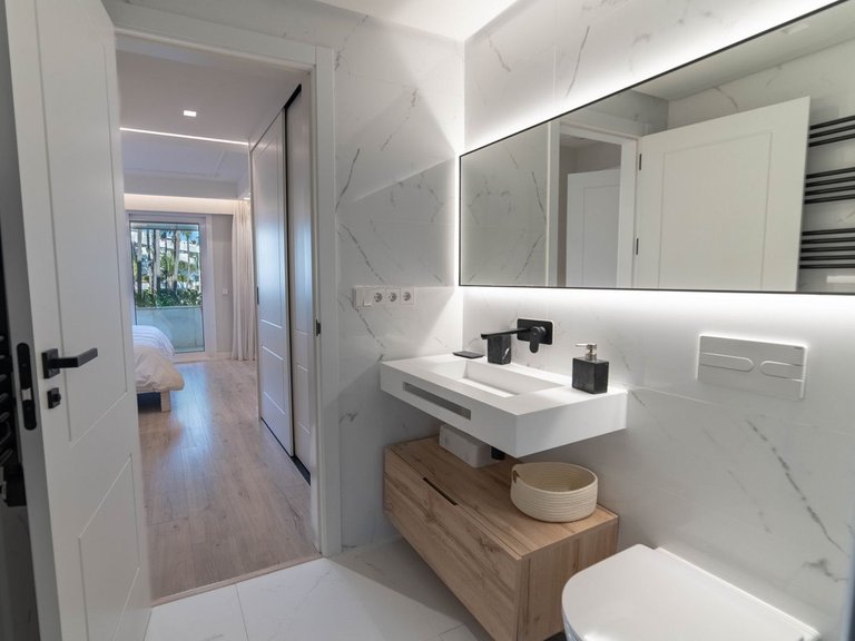 Apartment for Sale in Marbella, Malaga 20