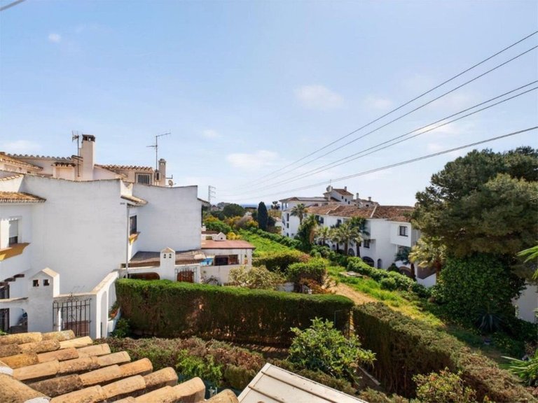 Villa for Sale in Calahonda, Malaga 15