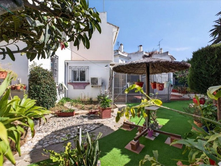Villa for Sale in Calahonda, Malaga 3