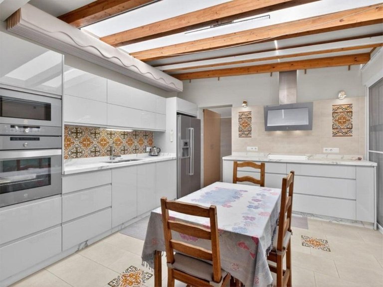 Villa for Sale in Calahonda, Malaga 8