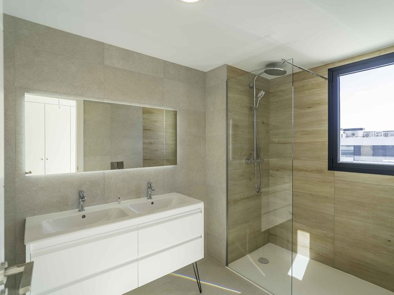 Apartment for Sale in Los Alamos, Malaga 12