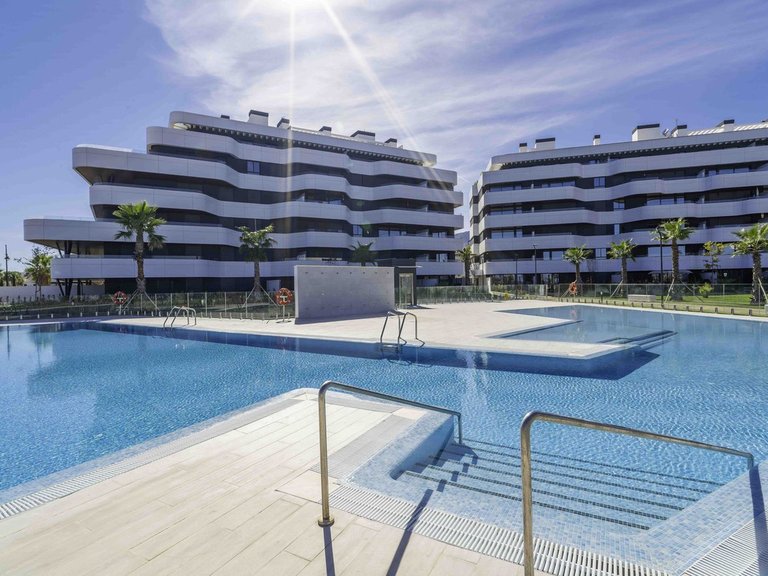 Apartment for Sale in Los Alamos, Malaga 50