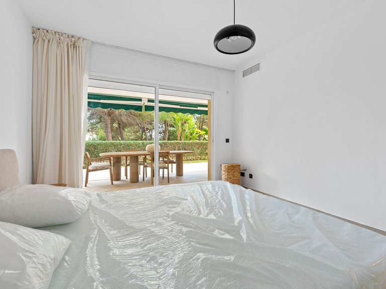 Apartment for Sale in Nueva Andalucía, Malaga 26