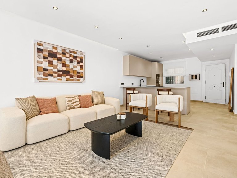 Apartment for Sale in Nueva Andalucía, Malaga 3
