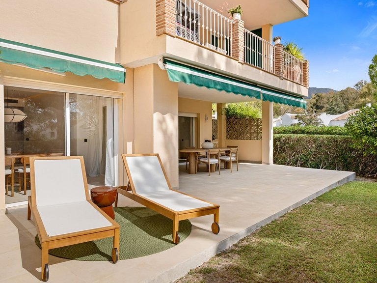 Apartment for Sale in Nueva Andalucía, Malaga 9
