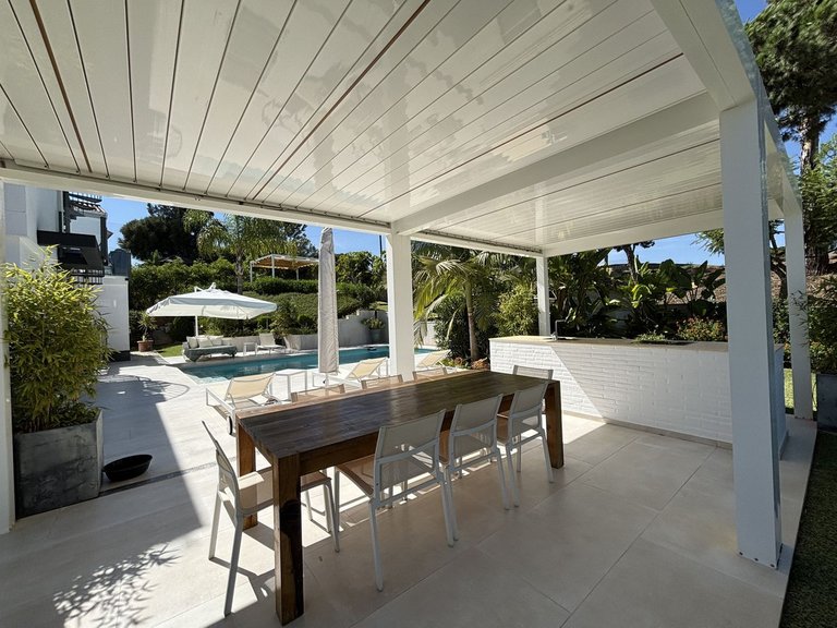Villa for Sale in La Cala Golf, Malaga 10