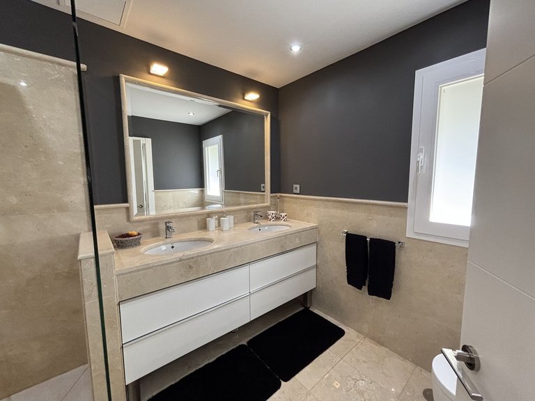 Villa for Sale in La Cala Golf, Malaga 12