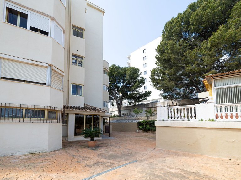 Apartment for Sale in Benalmadena Costa, Malaga 22