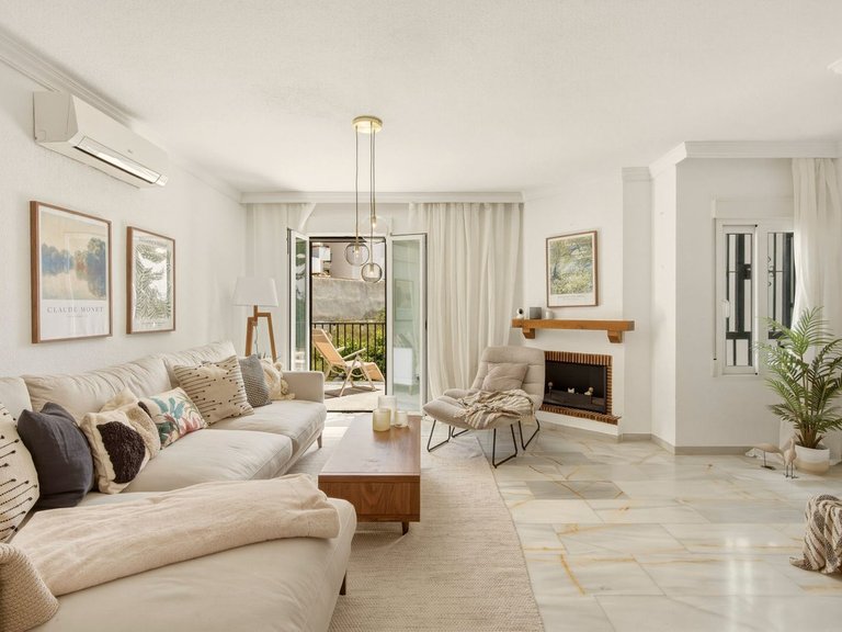 Villa for Sale in Torremolinos, Malaga 5