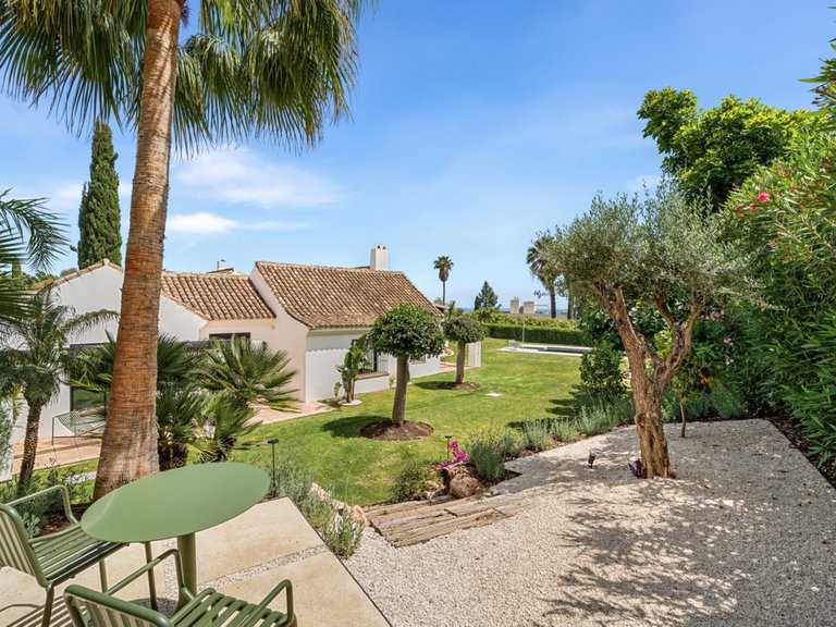 Villa for Sale in The Golden Mile, Malaga 34