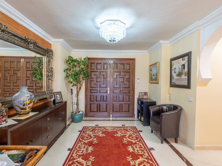 Villa for Sale in Benahavís, Malaga 2