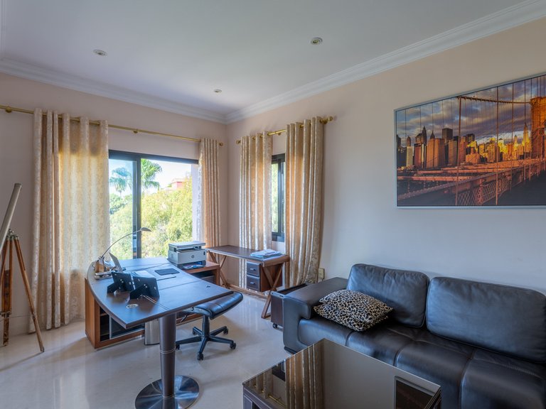 Villa for Sale in Benahavís, Malaga 21