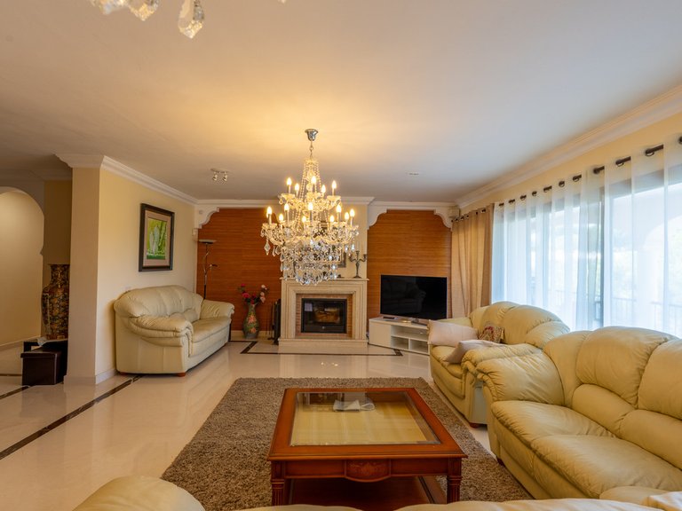 Villa for Sale in Benahavís, Malaga 4