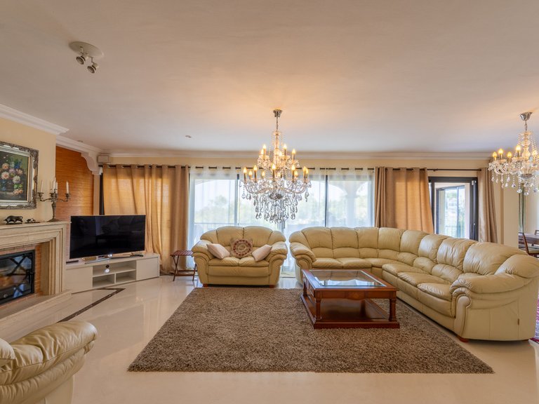 Villa for Sale in Benahavís, Malaga 5