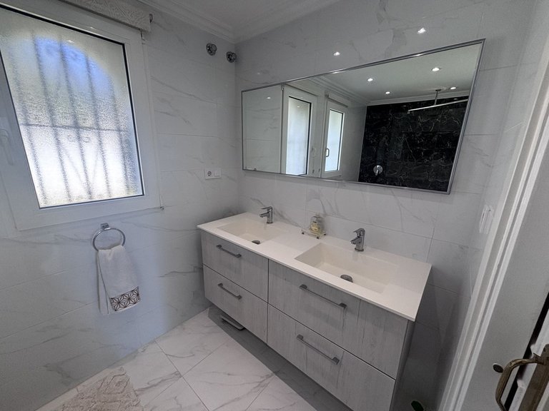 Apartment for Sale in Mijas Costa, Malaga 18