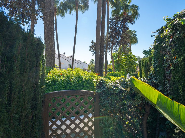 Villa for Sale in The Golden Mile, Malaga 21
