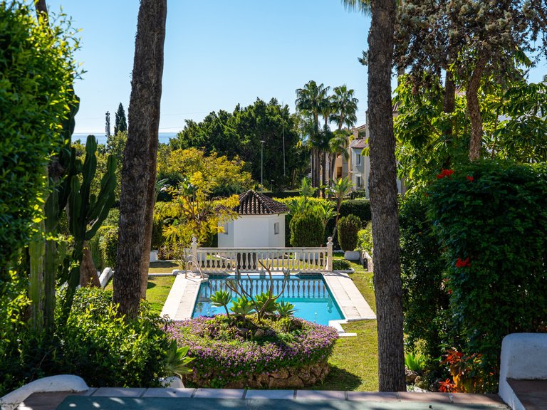 Villa for Sale in The Golden Mile, Malaga 22
