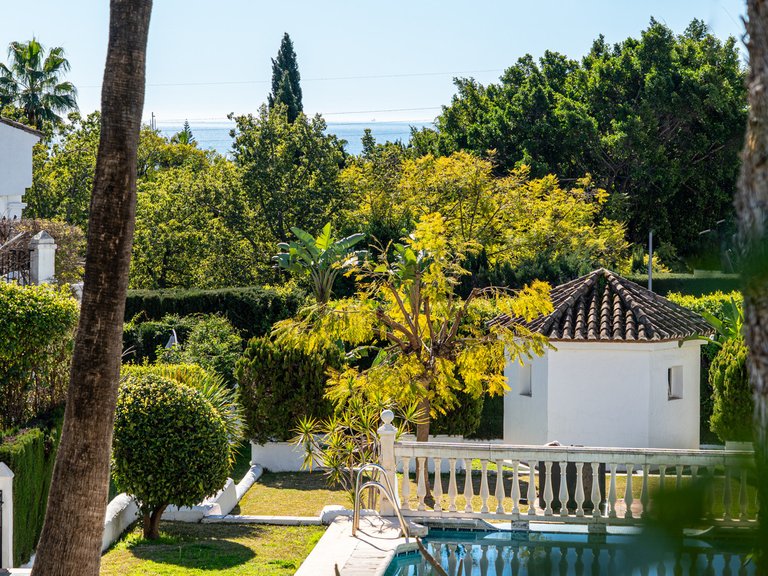 Villa for Sale in The Golden Mile, Malaga 23