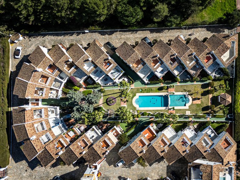 Villa for Sale in The Golden Mile, Malaga 28