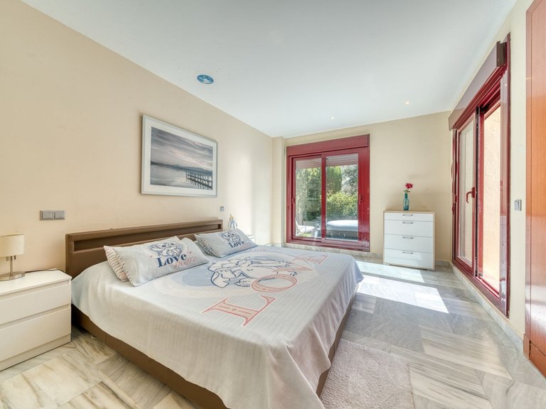 Villa for Sale in Benahavís, Malaga 16