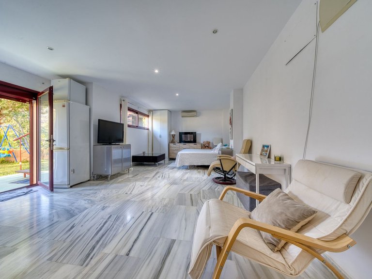 Villa for Sale in Benahavís, Malaga 19