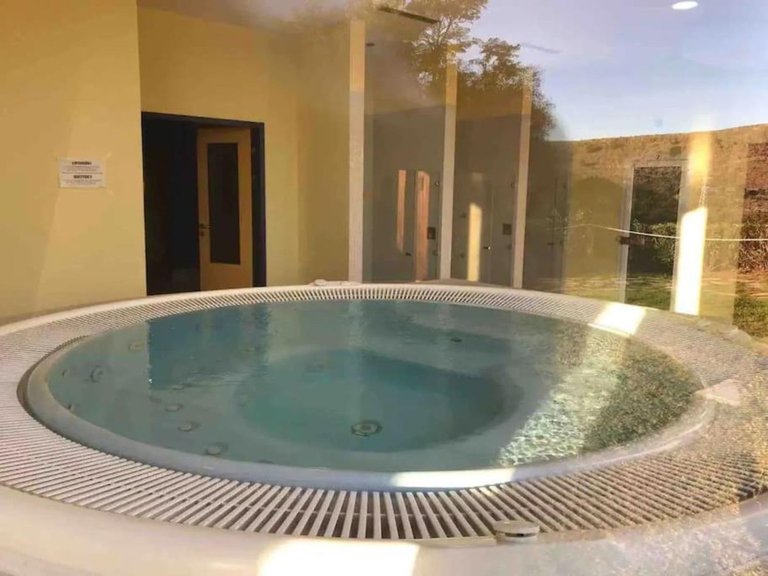 Villa for Sale in Benahavís, Malaga 38