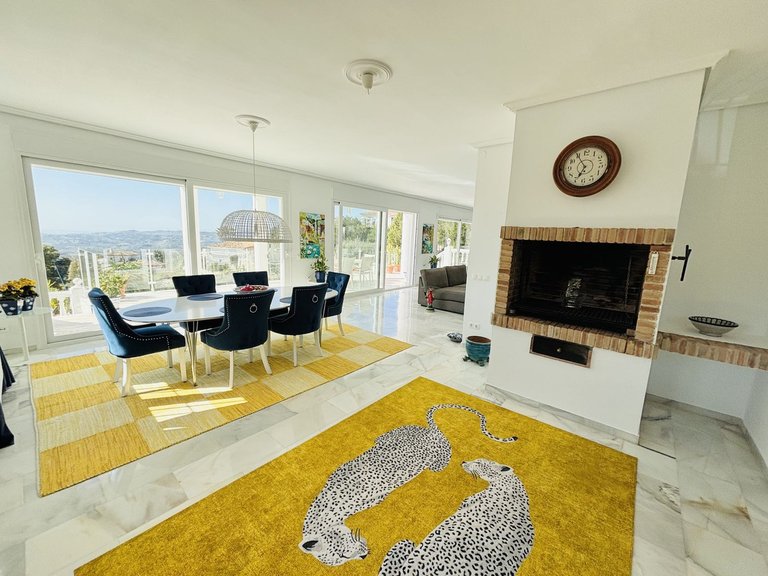 Villa for Sale in Valtocado, Malaga 13