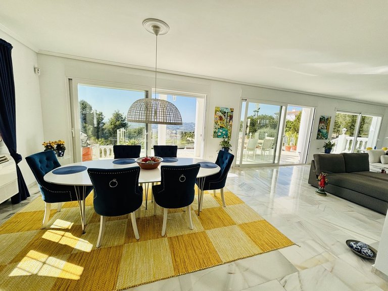 Villa for Sale in Valtocado, Malaga 14