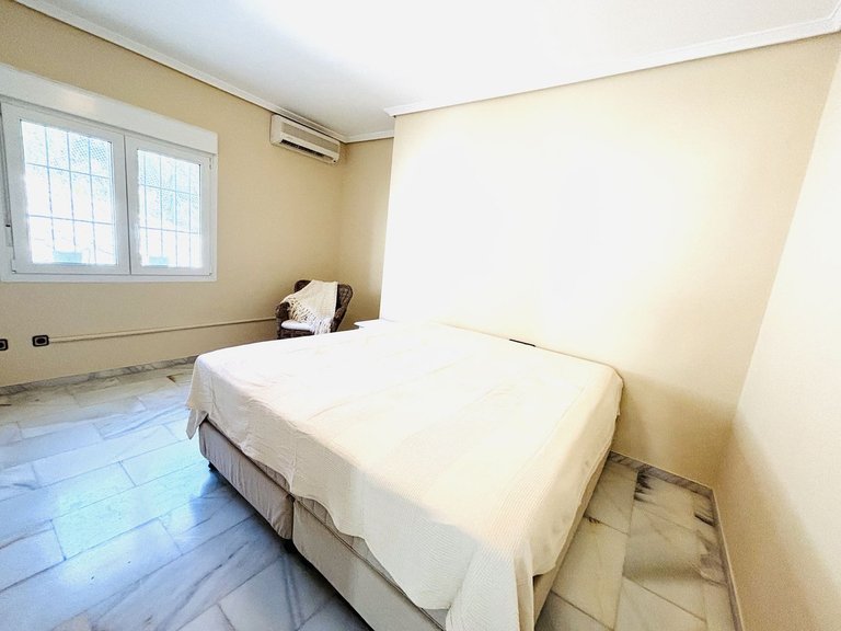 Villa for Sale in Valtocado, Malaga 21