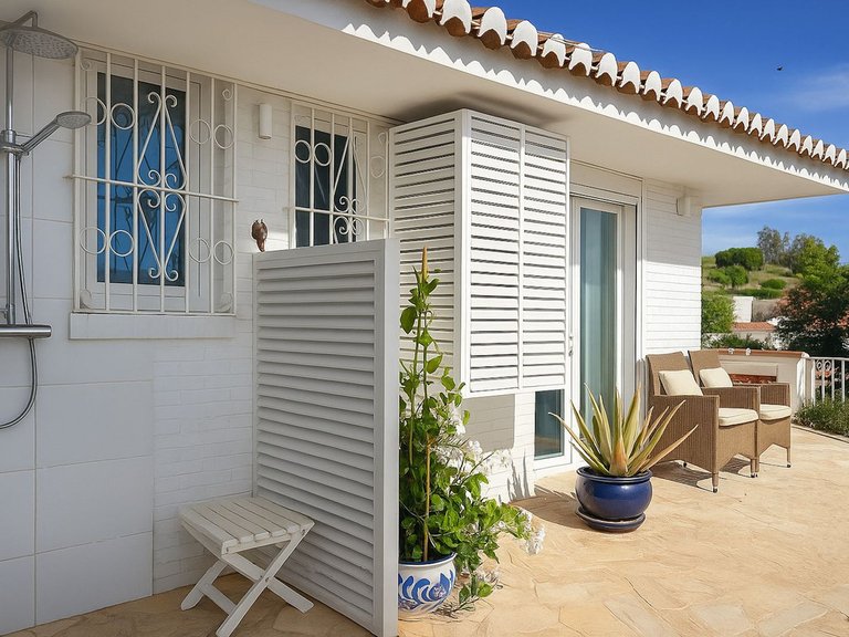 Villa for Sale in La Capellania, Malaga 38